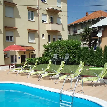 Mio Guest house 3*